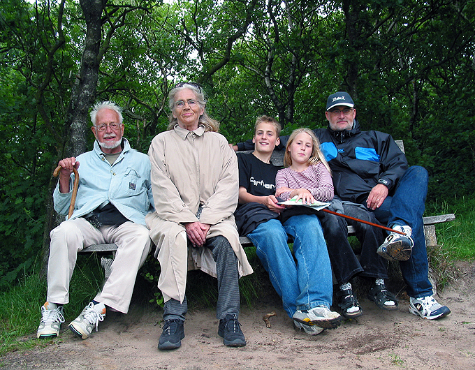 http://www.nissenbonde.dk/images/foto/familien1.jpg